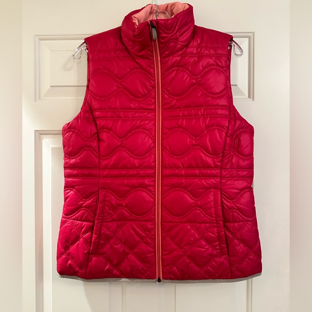 Large Women’s Light Filled Down Vest Lole
